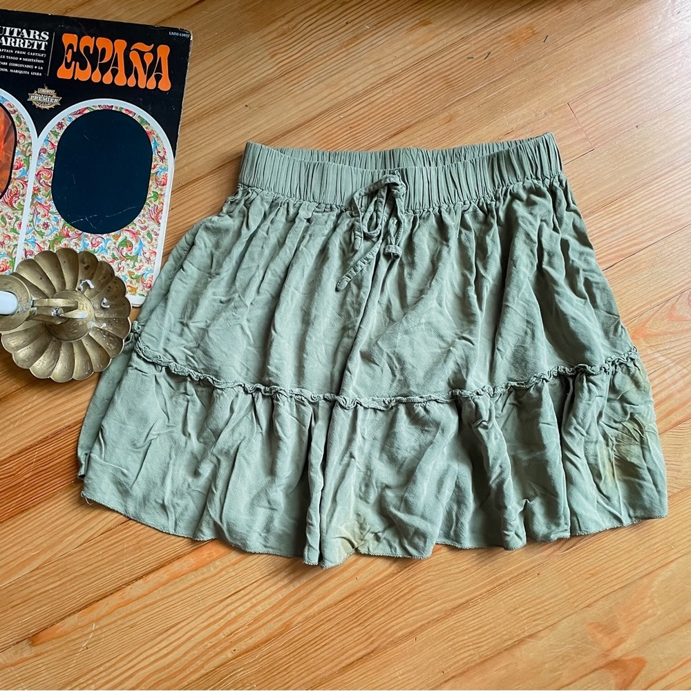 Shein Army Green Flowy Mini Skirt Size Large